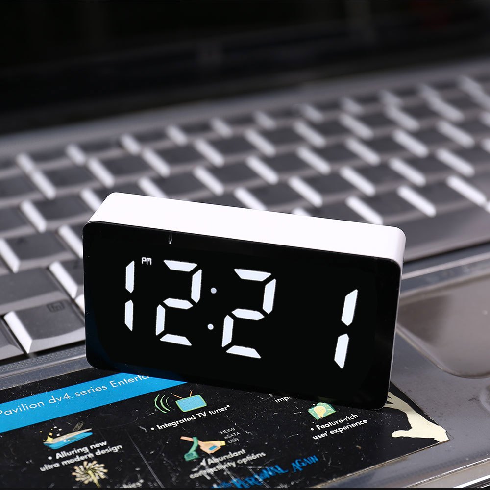 LED Electronic Watch Mirror Al - مراجعة Smart Home Retrofit وسعره